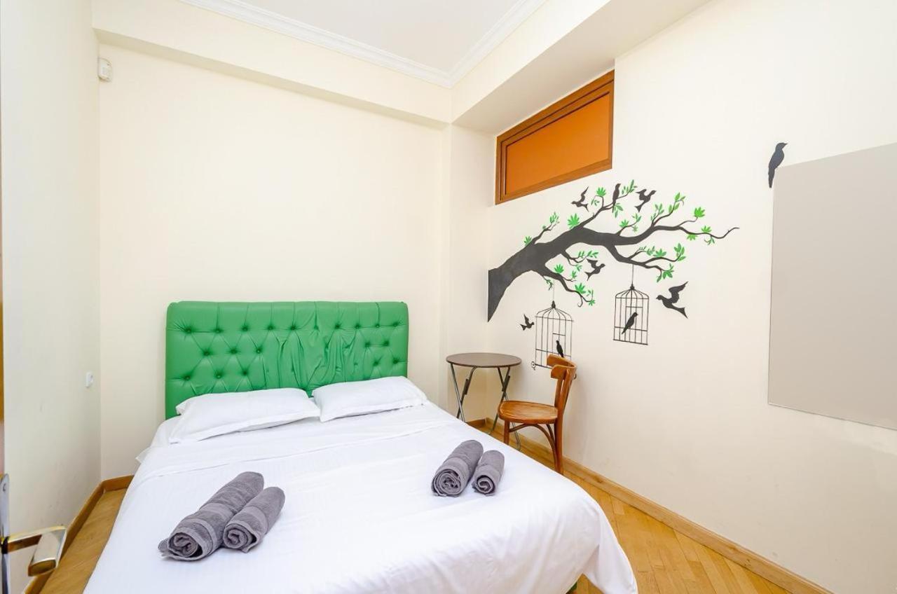 Areva Hostel & Apartment Erivan Exterior foto